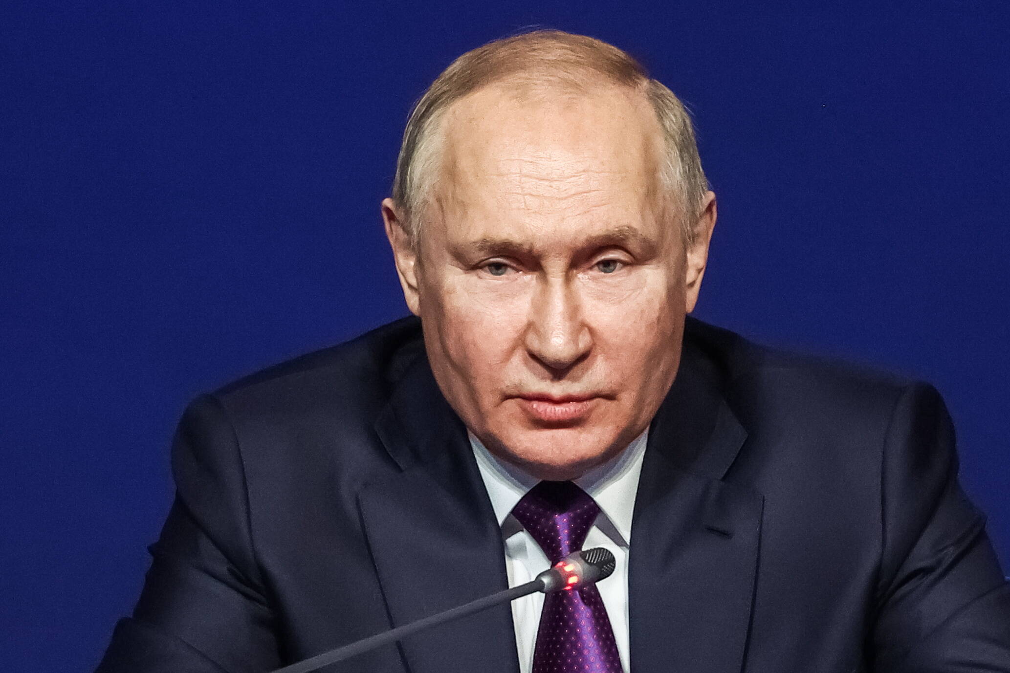 China lässt Putin eiskalt fallen! Chinesische Banken stellen sich quer - Droht Russland der Zusammenrbuch?