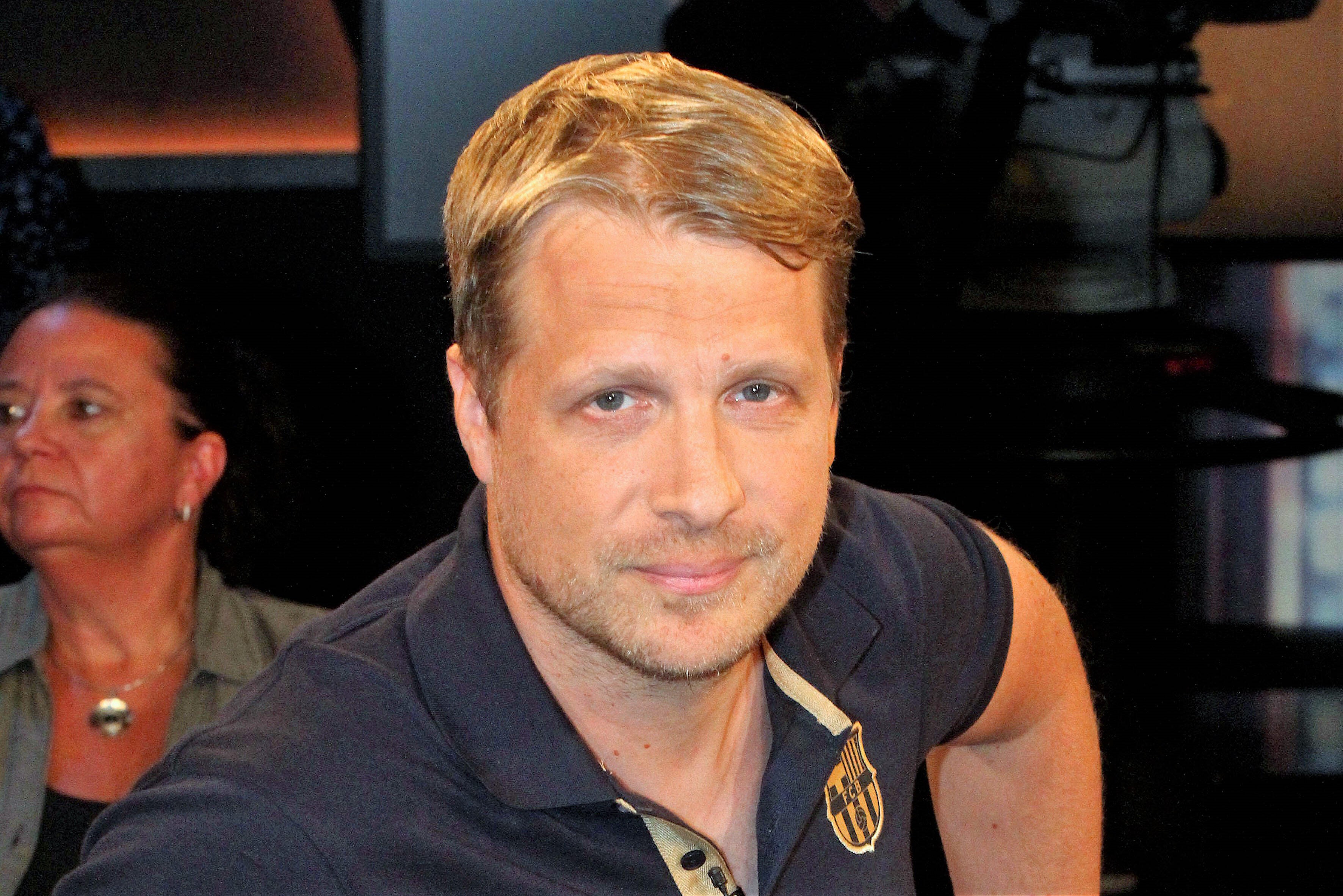 Oliver Pocher - ist DAS seine Neue? Er lässt es nach seiner Scheidung krachen