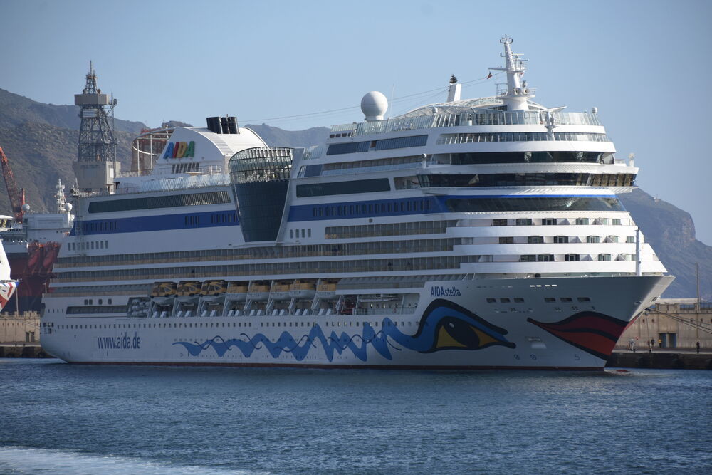 Kreuzfahrtschiff in Not! Schiff der Aida-Flotte gerät in schweren Sturm