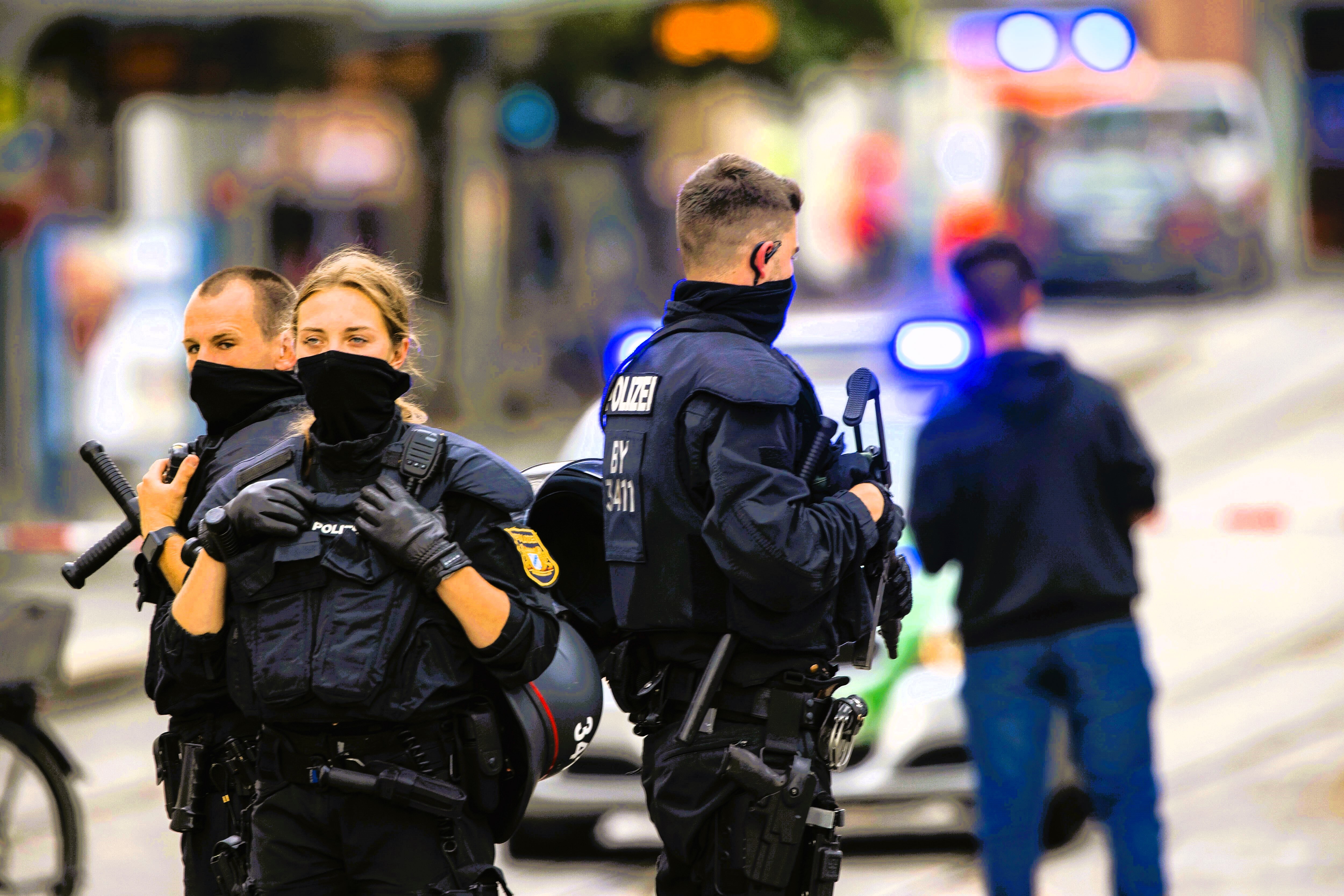 Amokalarm in Berlin! Macheten-Mann verletzt 5 Menschen schwer!